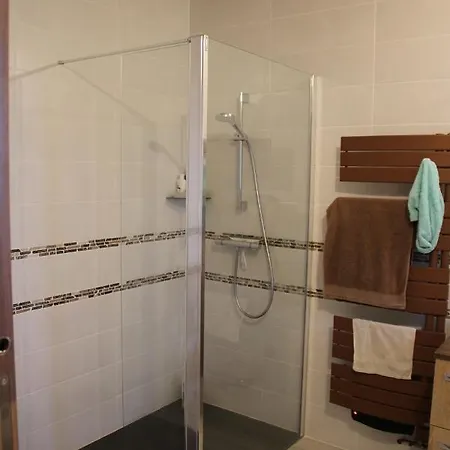 Clos Des Ecureuils Bed & Breakfast