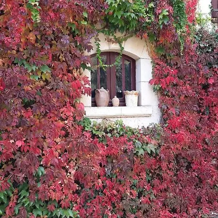 Bed & Breakfast Clos Des Ecureuils Bouille-Loretz