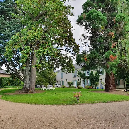 Clos Des Ecureuils 3*